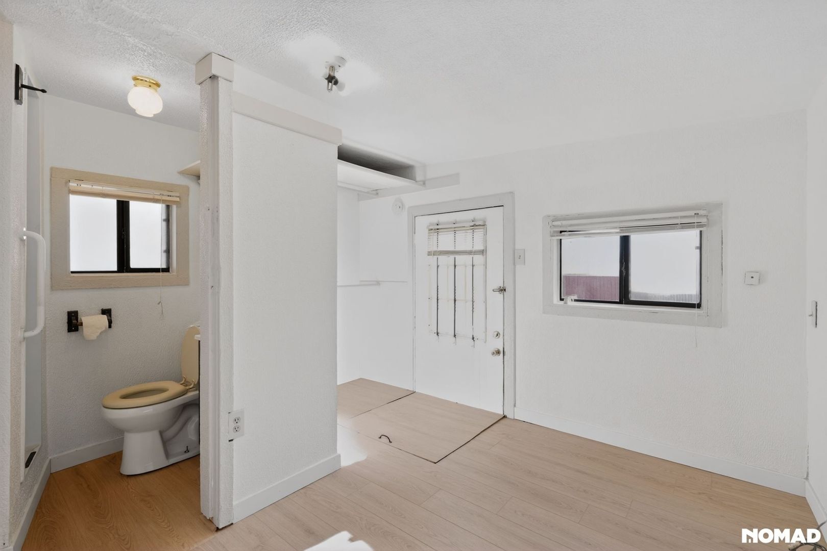 Building Photo - 2509 Royalty Ct