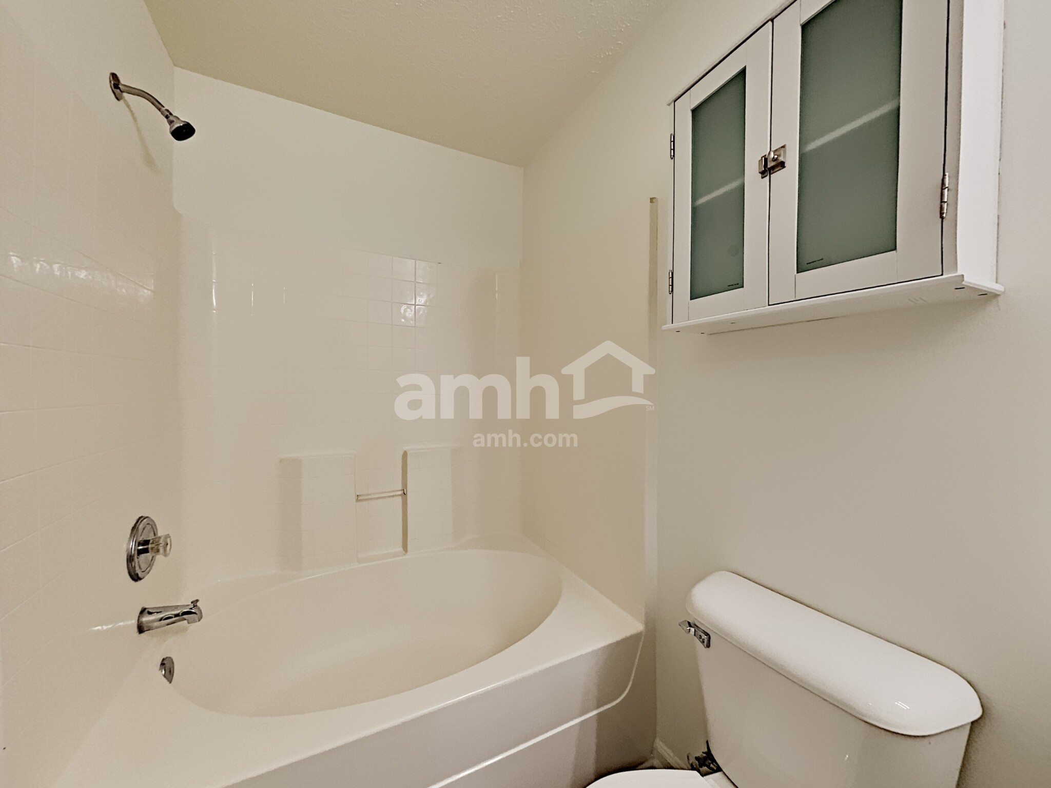 Building Photo - 2425 Edencrest Dr