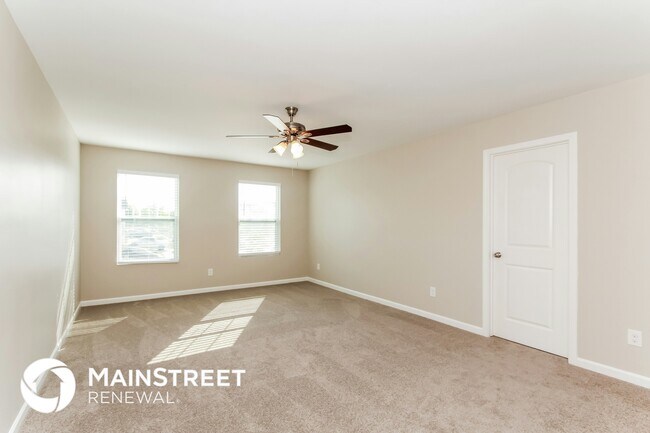 Building Photo - 4211 Pegwell Ave