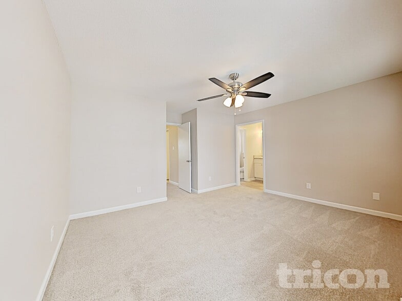 Building Photo - 4205 Traders Dock Ct