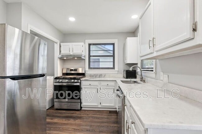 Building Photo - 1309 Moisant St