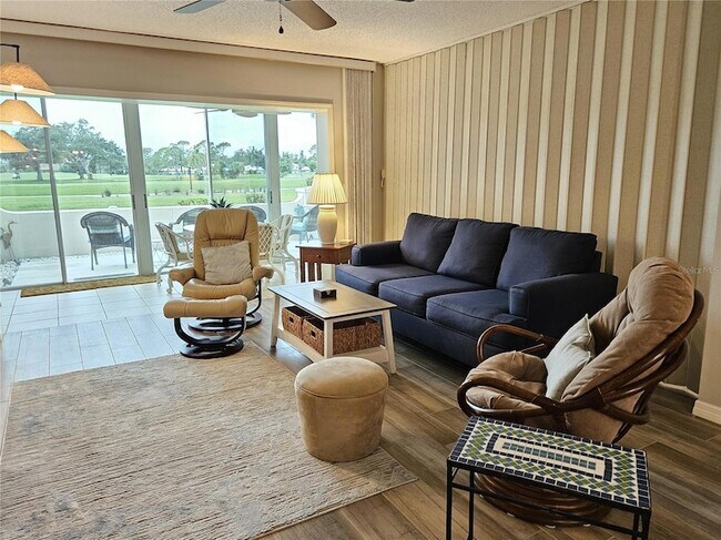 Building Photo - 435 Cerromar Ln