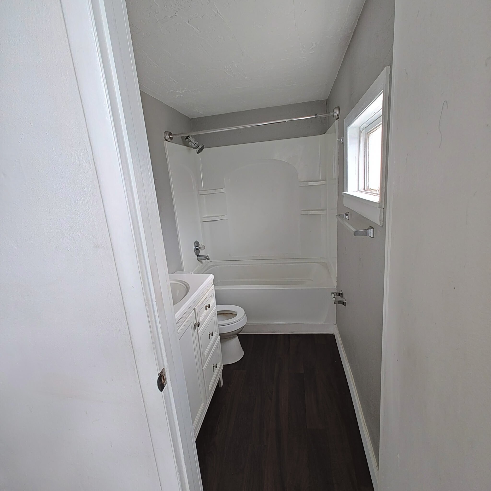 Building Photo - 509 S Main St