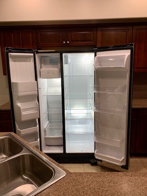 Building Photo - 20660 N 40th St