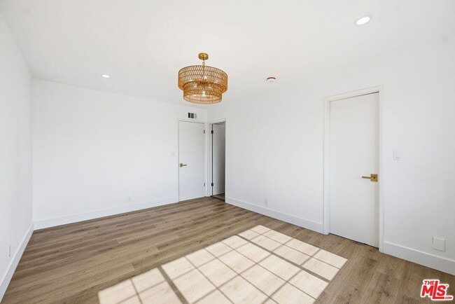 Building Photo - 19111 Hamlin St