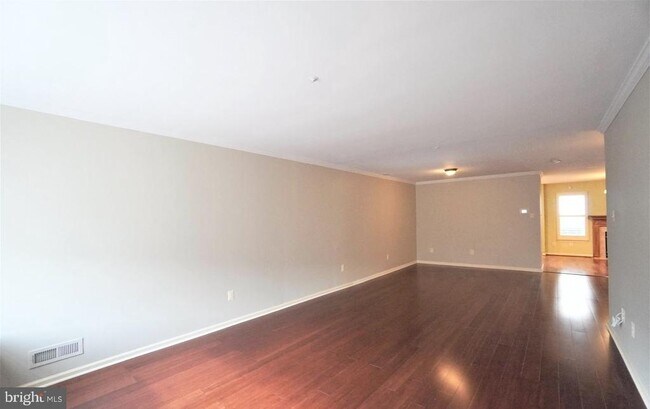 Building Photo - 2607 Virginia Ln