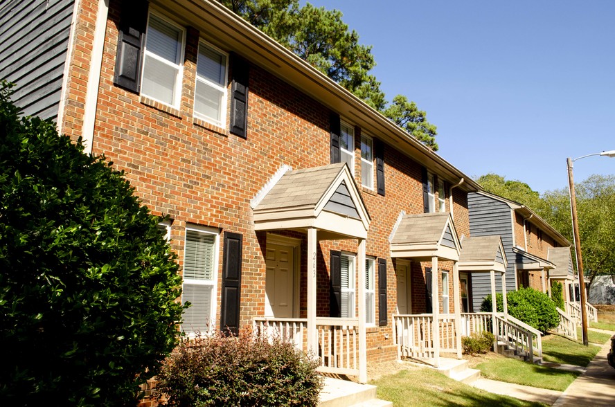 Building Photo - Forest Edge Townhomes