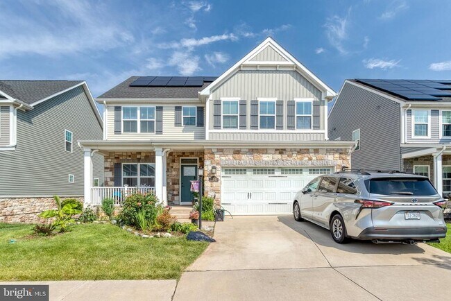 Building Photo - 11241 Wheeler Ridge Dr