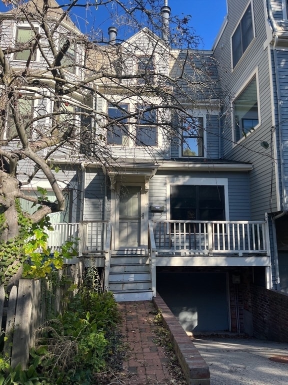 Building Photo - 44 Gorham St