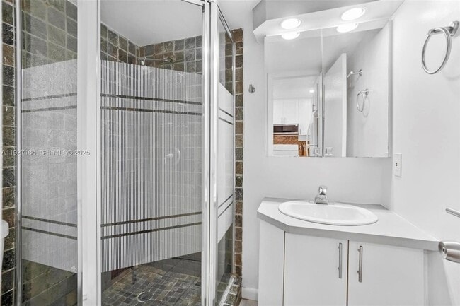 Building Photo - 3545 NE 167th St