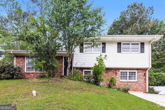 Building Photo - 6913 Doncaster Rd