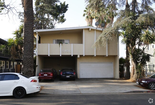 Building - 5836 Carlton Way