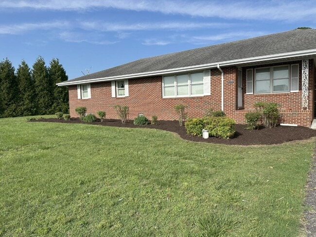 Building Photo - 30317 Marva Rd