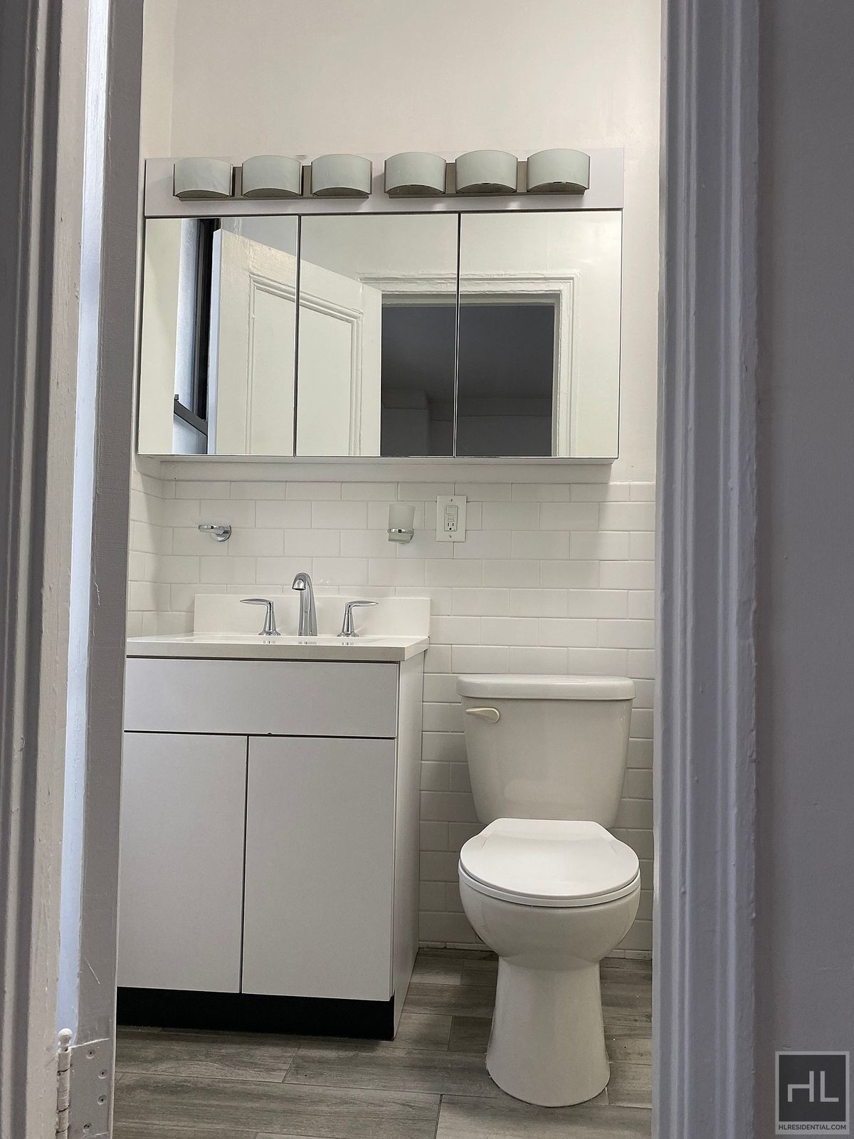 Building Photo - EAST 46 STREET