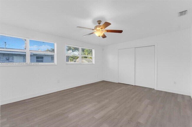 Building Photo - 3051 NW 77th St