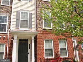 Building Photo - 43553 Wheadon Terrace