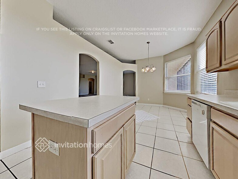 Building Photo - 1325 Golf Point Loop