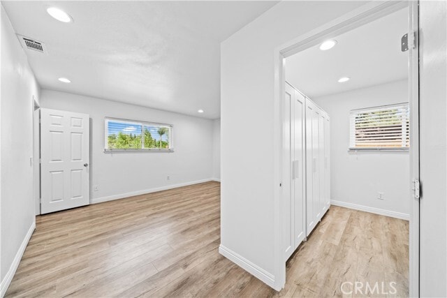 Building Photo - 15410 Elm Ln