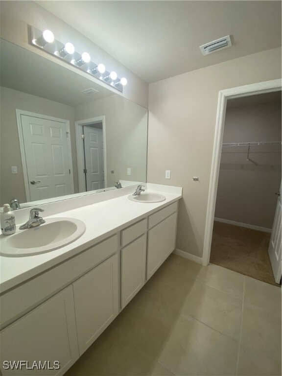 Building Photo - 15083 Wildflower Cir