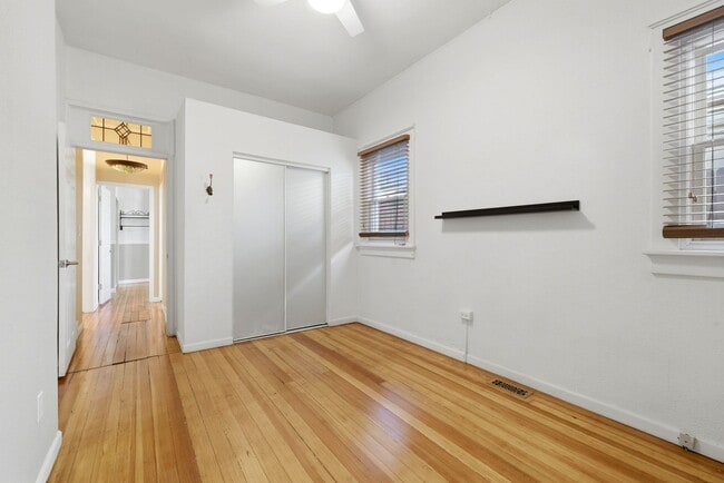 Building Photo - Charming Historic Home in Mayfair Neighborhood