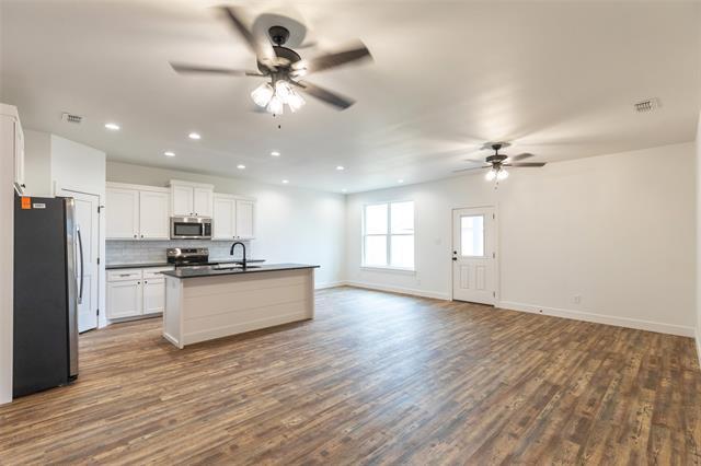 Building Photo - 8017 Sawdust Trl