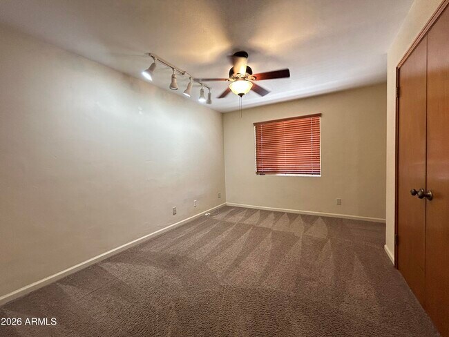 Building Photo - 3122 E Montecito Ave