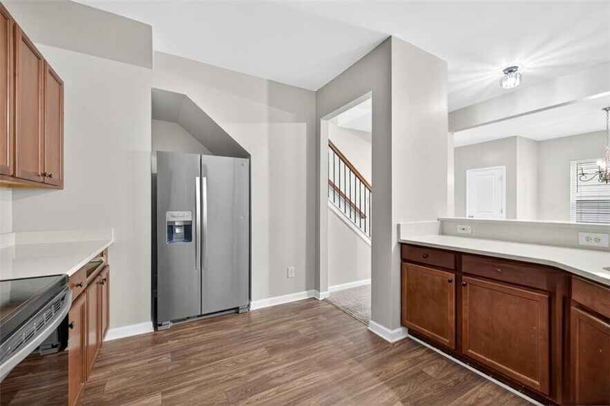 Building Photo - 1250 Image Ives Dr