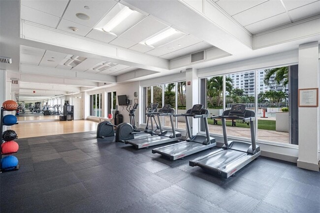 Building Photo - 2851 NE 183rd St