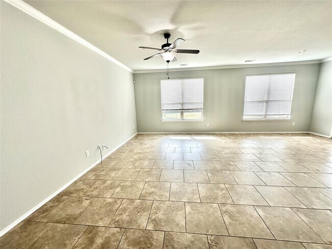 Building Photo - 117 Chickadee Ln