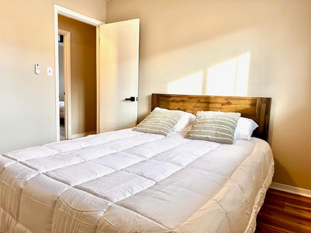 Building Photo - 928 W Lake St