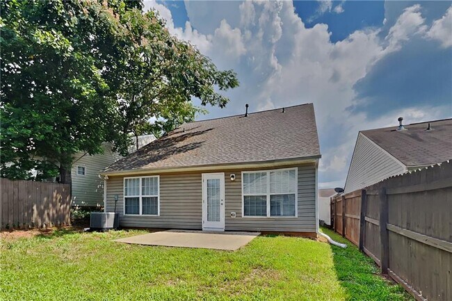 Building Photo - 76 Arrowhead Dr