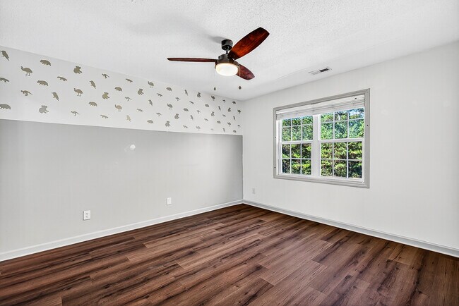 Building Photo - 177 Kelly Cir