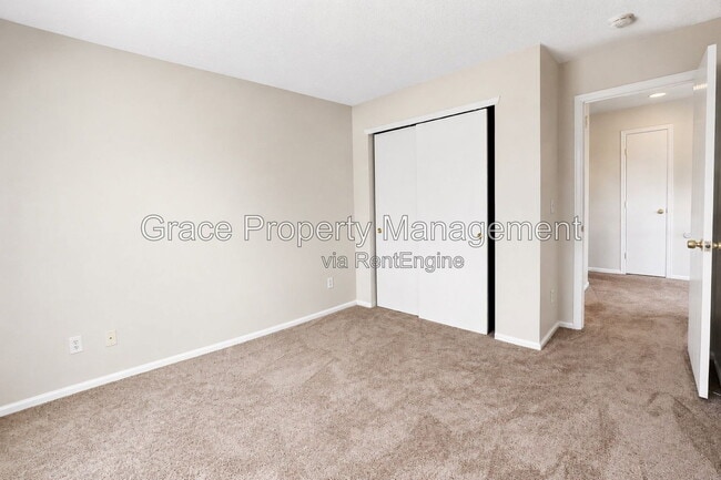 Building Photo - 5177 Pelican St