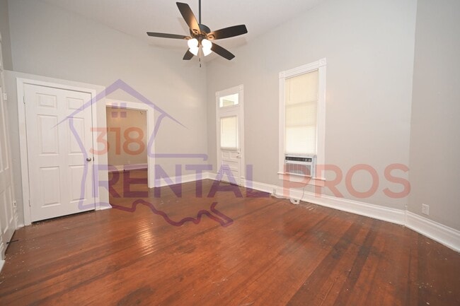Building Photo - 608/610 S Bonner St
