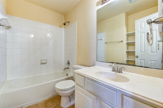 Building Photo - 16718 Mackenzie Mesa Dr