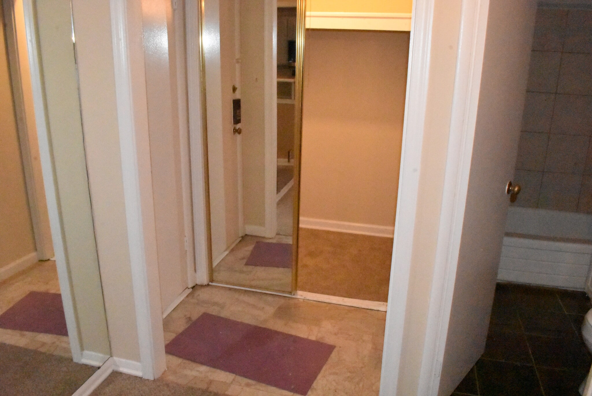 Building Photo - 7514 Spring Lake Dr