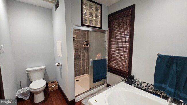 Building Photo - 205 3rd Ave SW