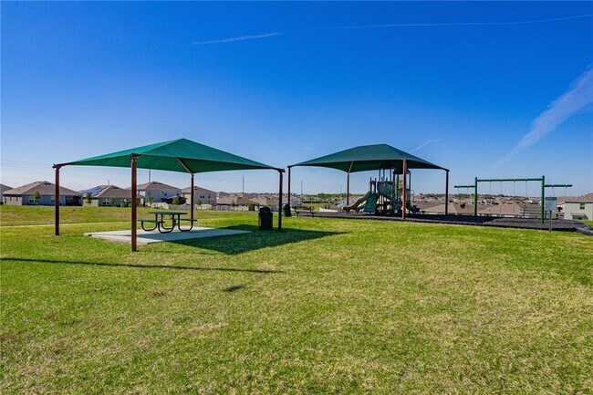 Building Photo - 1348 Hanoverian Dr