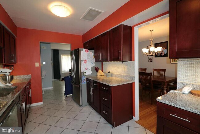 Building Photo - 1113 Chiswell Ln