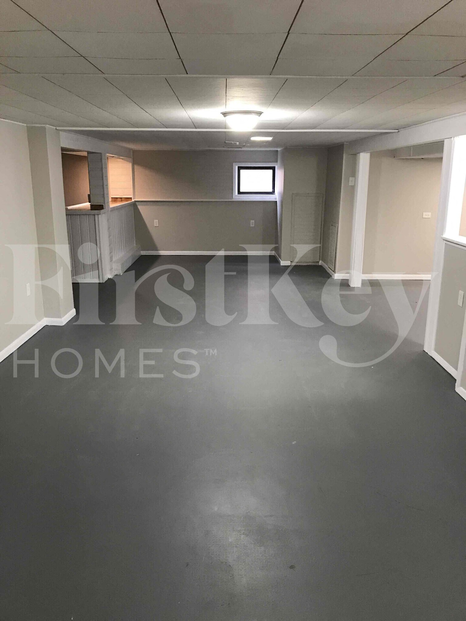 Building Photo - 723 Manchester Ave