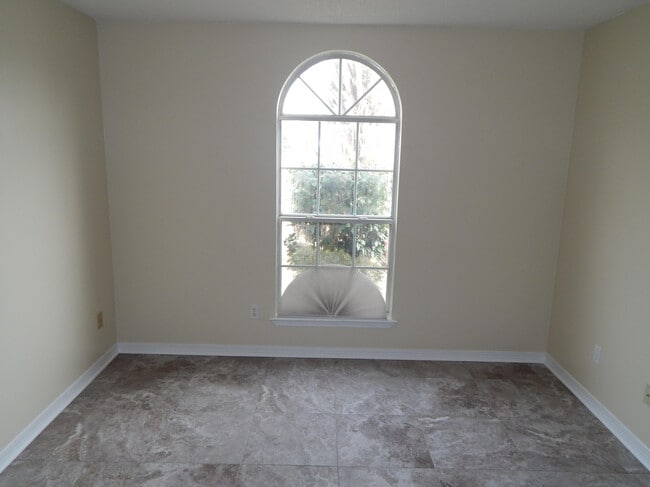 Building Photo - 1925 Catamaran Dr