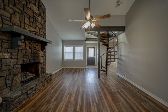 Building Photo - 13811 Turnberry Ln