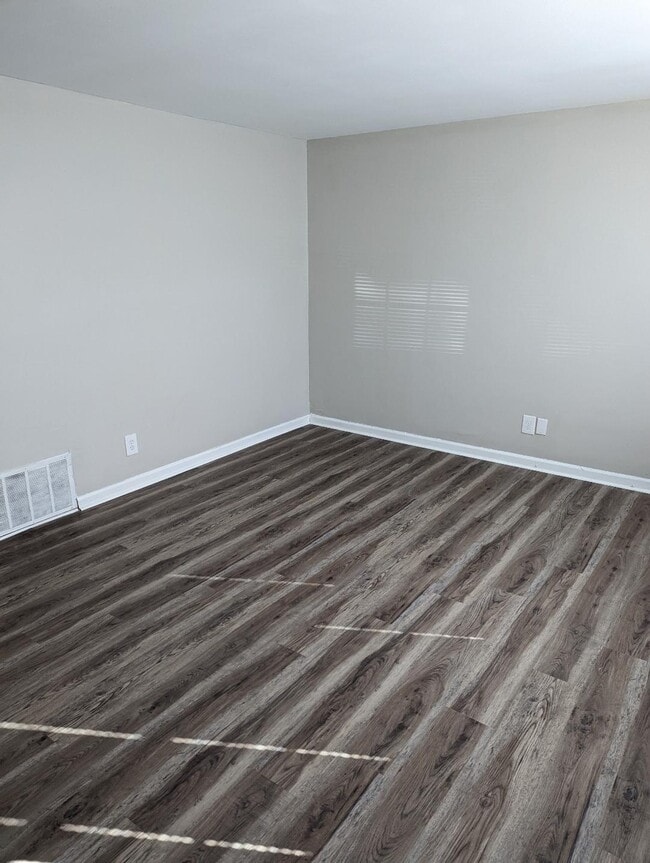 Interior Photo - Brickyard 60th