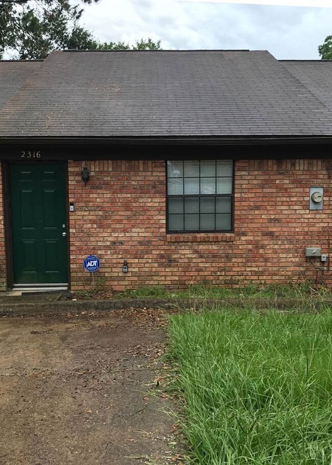 Primary Photo - 2316 Hartsfield Way
