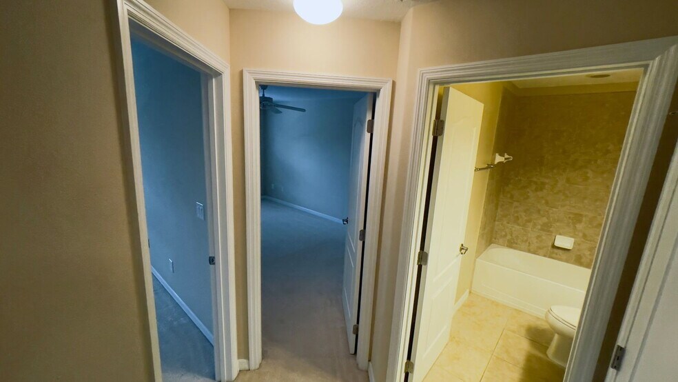 Building Photo - 3903 Oakington Pl