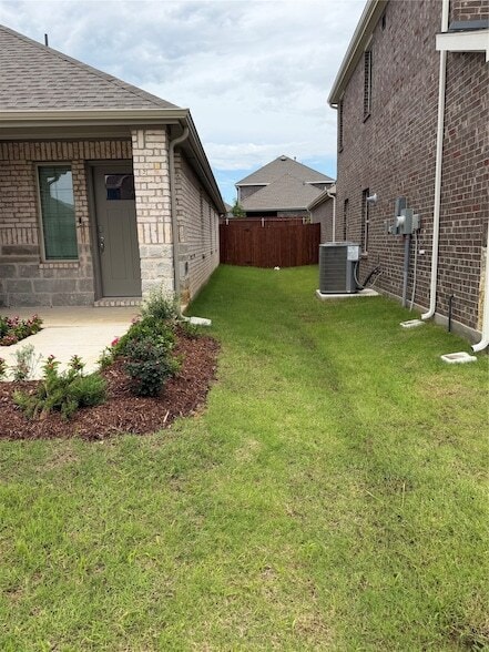 Building Photo - 10213 Barron Dr