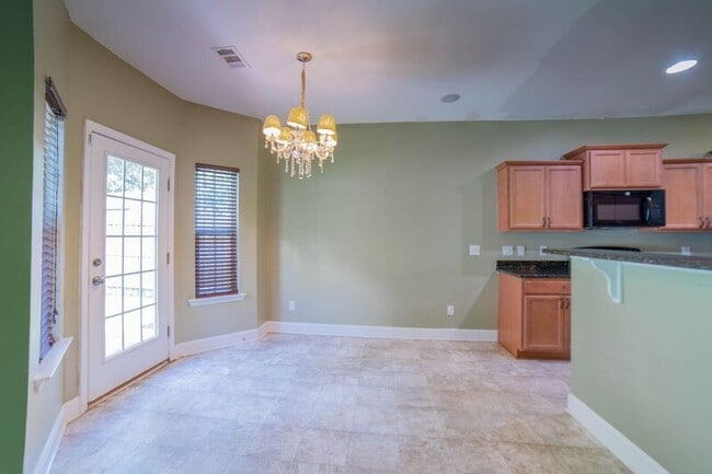 Building Photo - 119 Spoonbill Cir