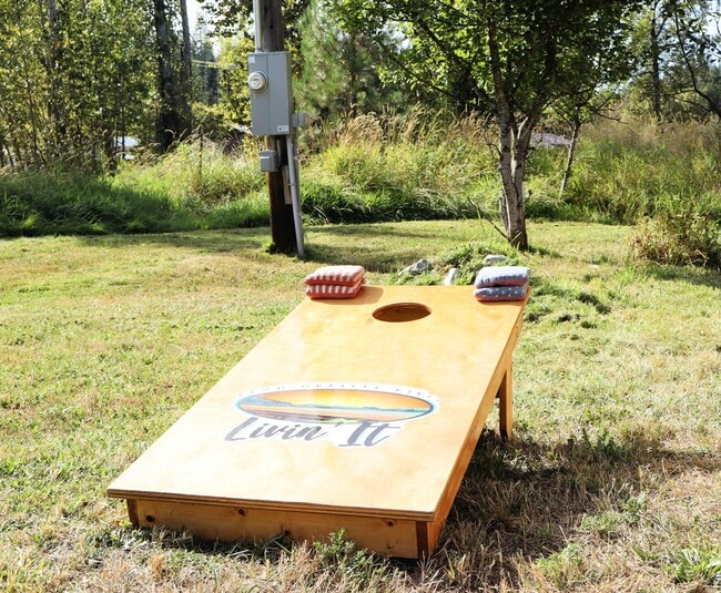 Building Photo - 68 Upland Dr