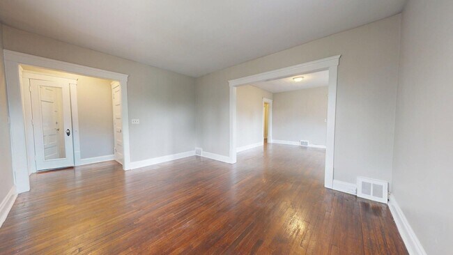 Building Photo - 3001 Denison Ave