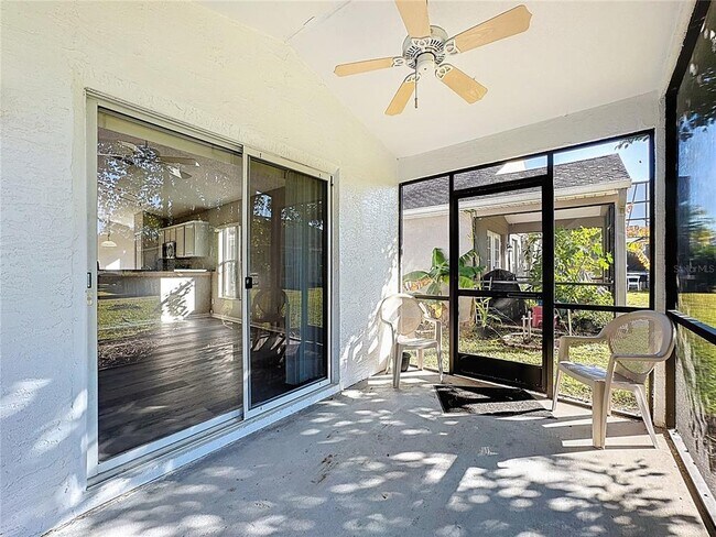 Building Photo - 13642 Emeraldview Dr